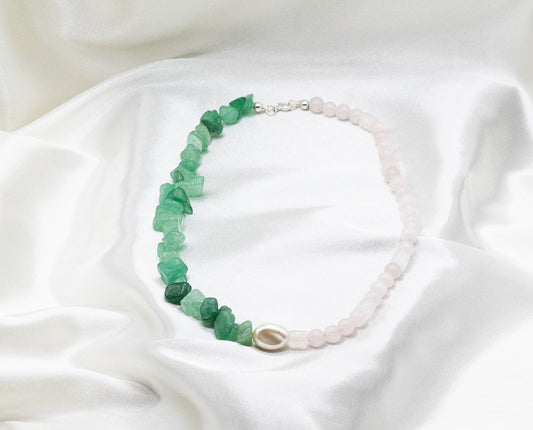 Necklace: Women's Rose Quartz, Green Aventurine and Imitation Pearl